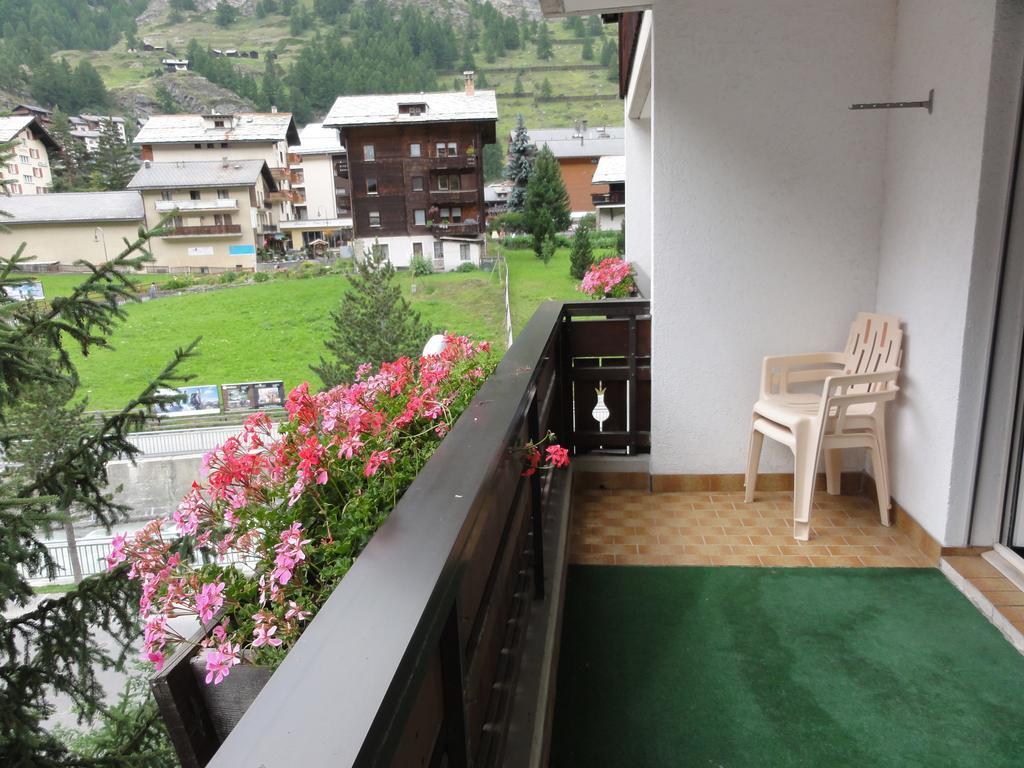 Hotel City Zermatt Room photo